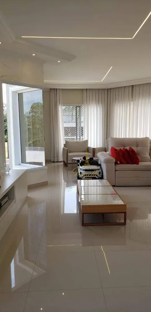 Sobrado, 3 quartos, 330 m² - Foto 1