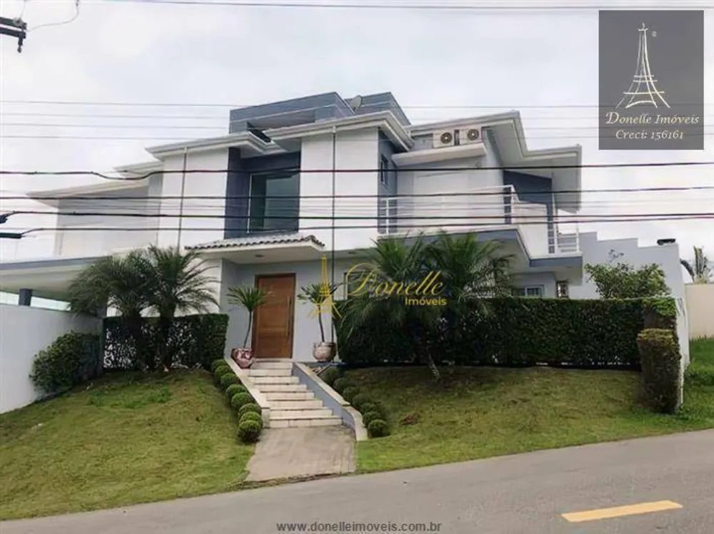 Sobrado, 4 quartos, 690 m² - Foto 1