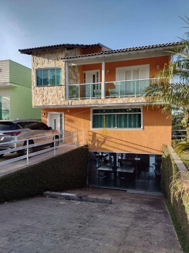 Sobrado, 3 quartos, 354 m² - Foto 1