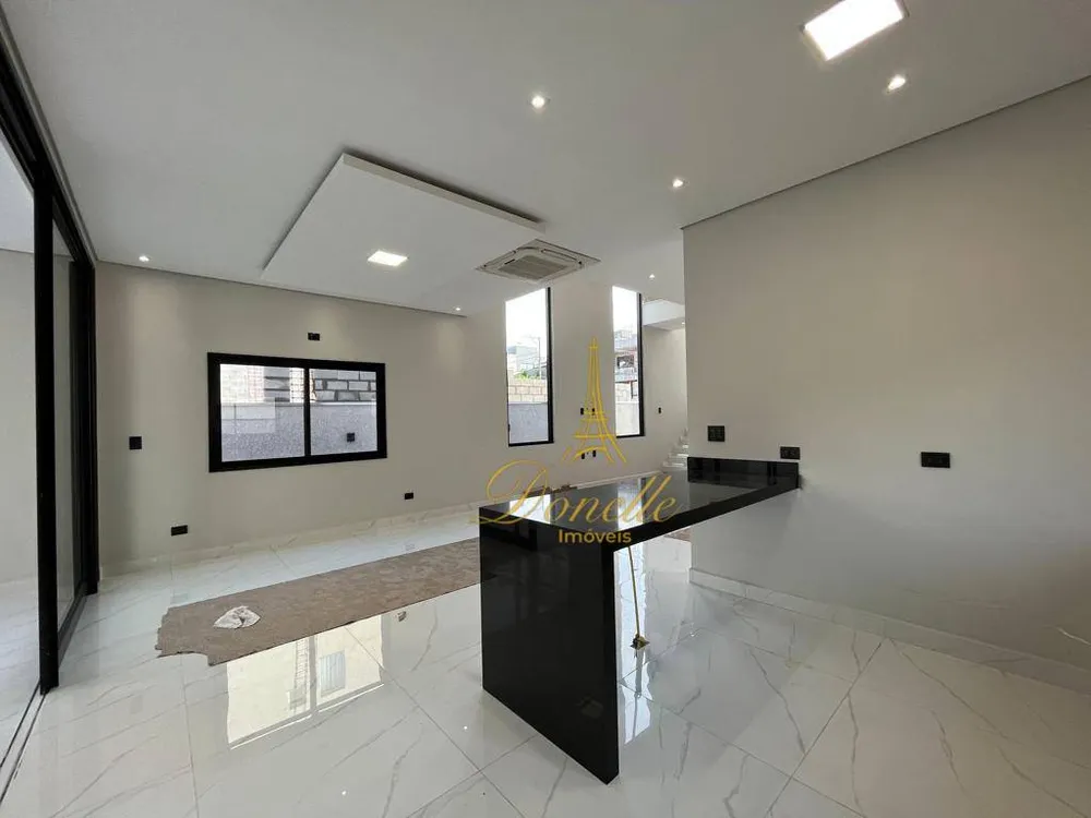 Sobrado, 3 quartos, 211 m² - Foto 2