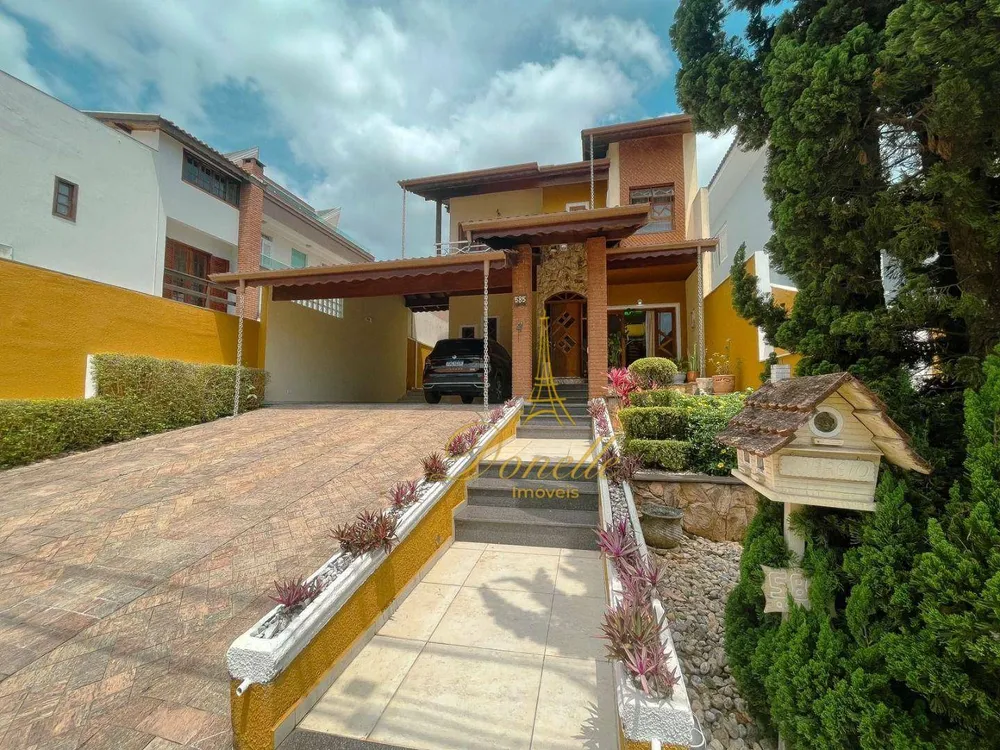 Sobrado, 4 quartos, 370 m² - Foto 1