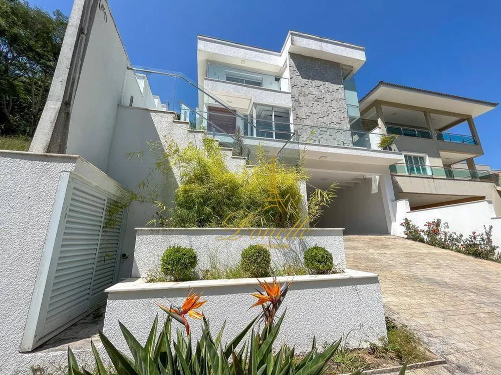 Sobrado, 3 quartos, 400 m² - Foto 1