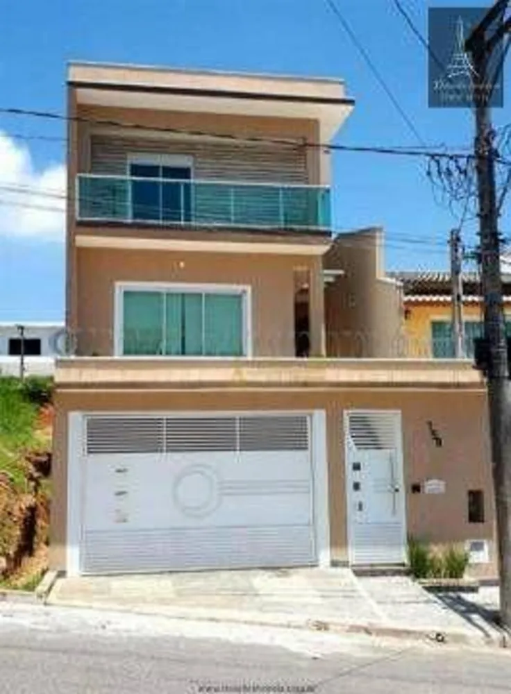 Sobrado, 4 quartos, 330 m² - Foto 1