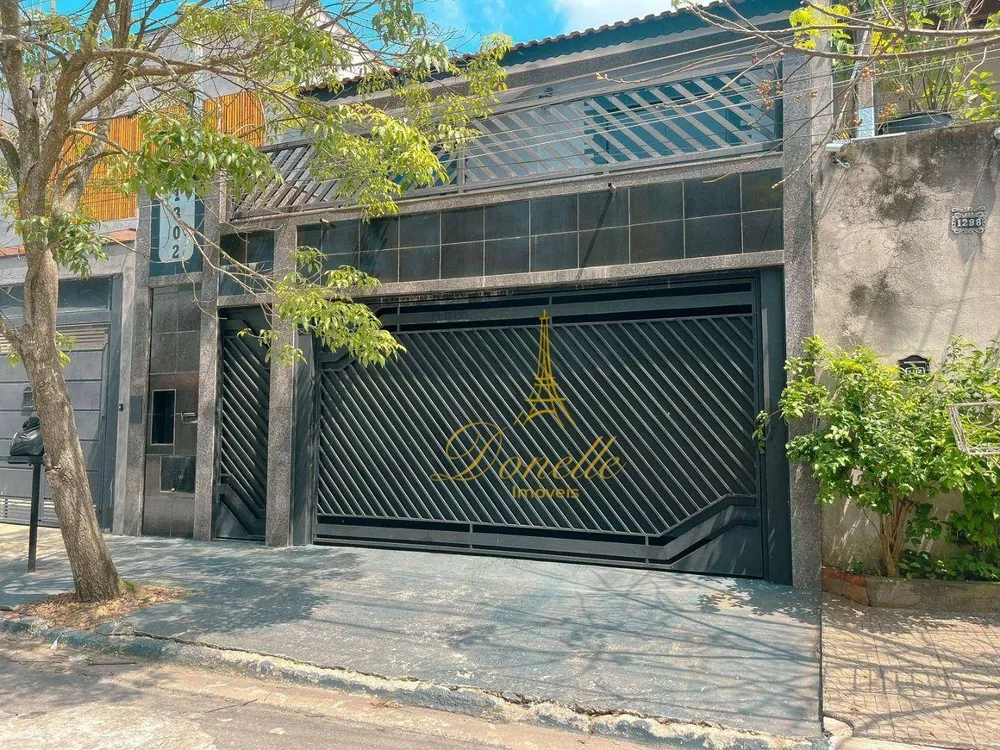 Sobrado, 3 quartos, 261 m² - Foto 1