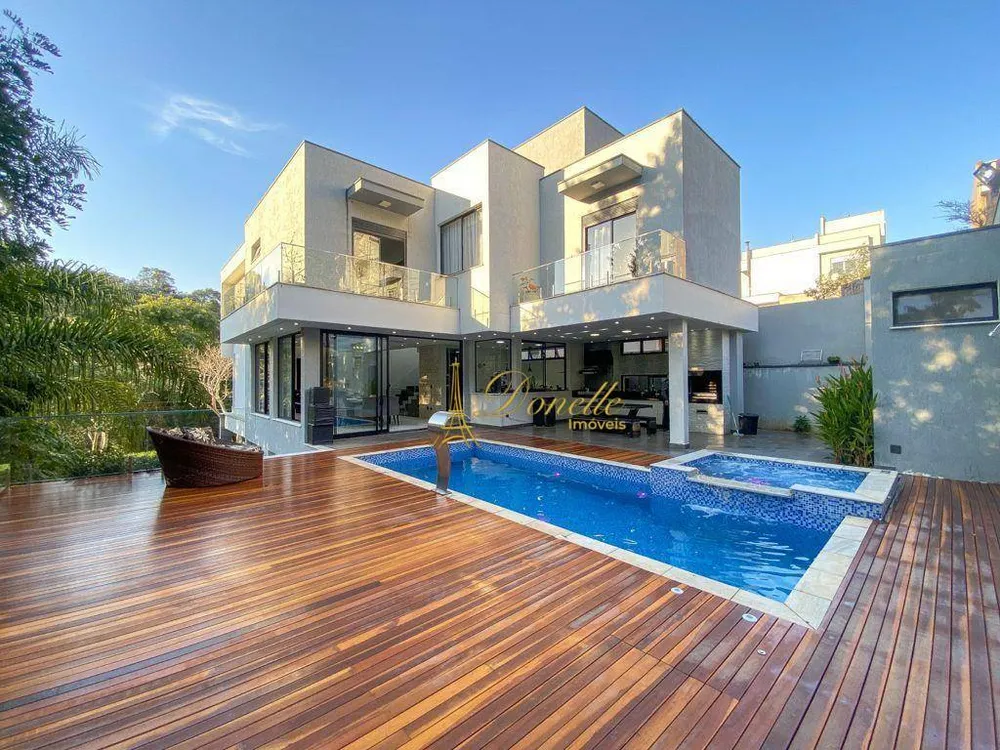 Sobrado, 3 quartos, 400 m² - Foto 1