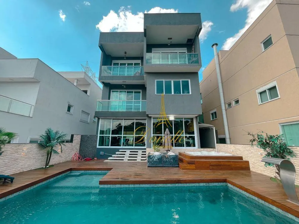 Sobrado, 5 quartos, 890 m² - Foto 1