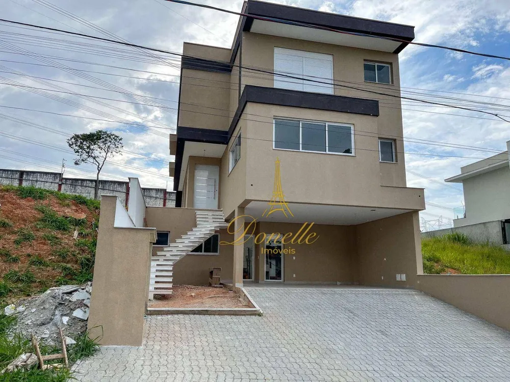 Sobrado, 5 quartos, 292 m² - Foto 1