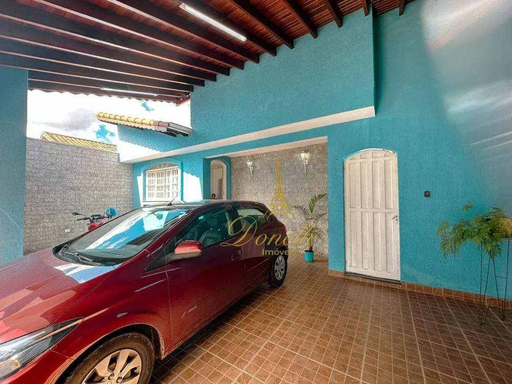 Casa, 3 quartos, 180 m² - Foto 3