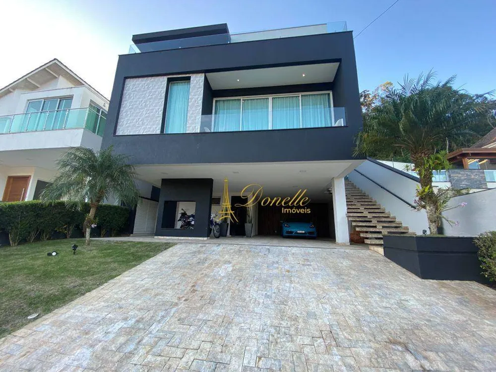 Sobrado, 3 quartos, 400 m² - Foto 1