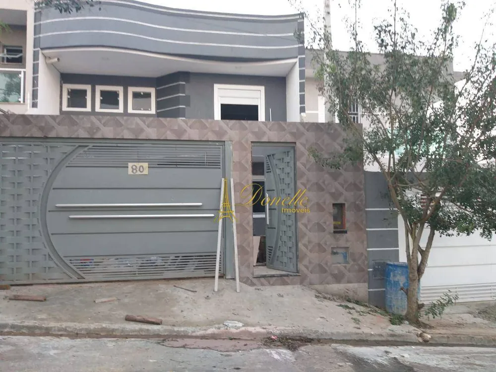 Sobrado, 3 quartos, 200 m² - Foto 1