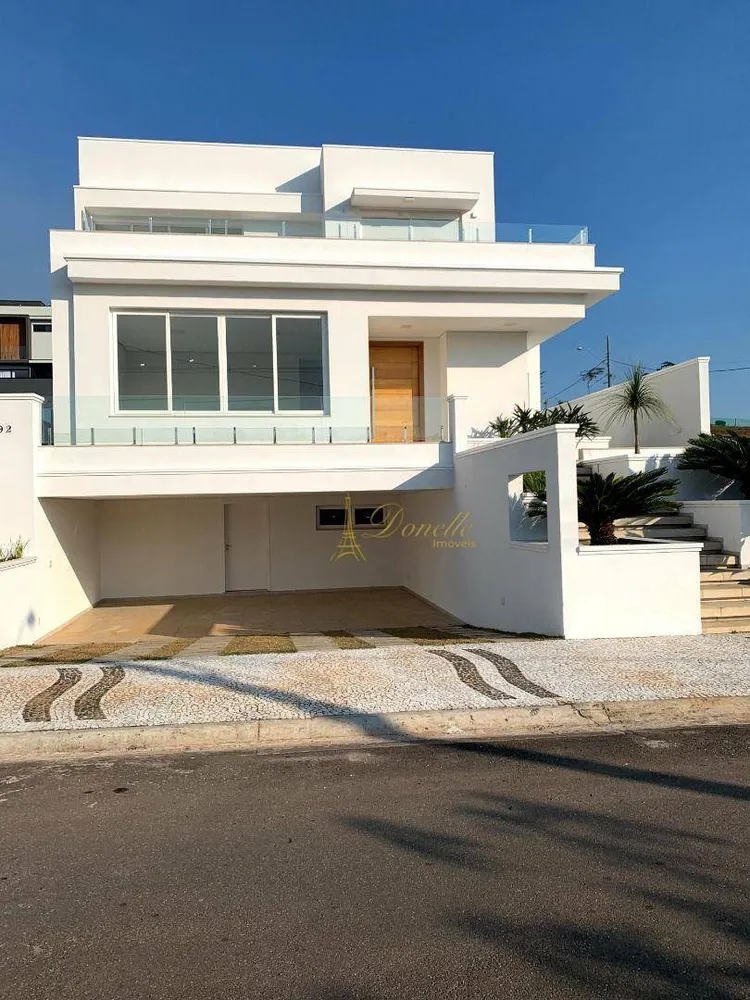 Sobrado, 4 quartos, 360 m² - Foto 1