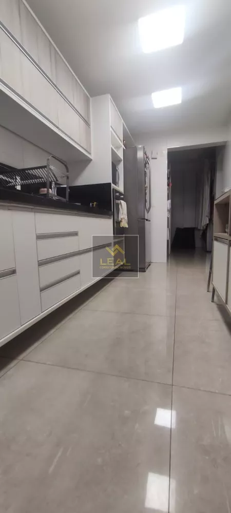 Apartamento, 3 quartos, 140 m² - Foto 24