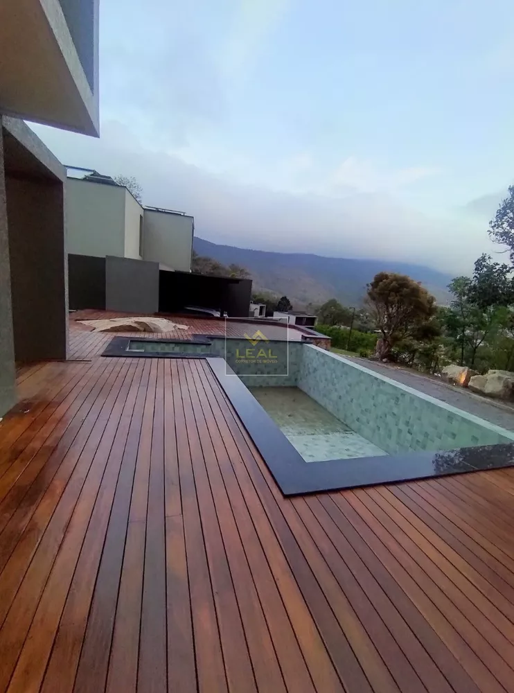 Casa, 3 quartos, 311 m² - Foto 2