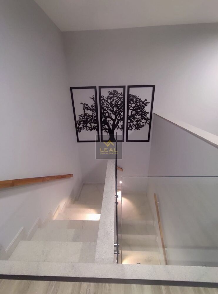 Casa à venda com 3 quartos, 311m² - Foto 18