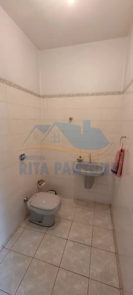 Casa à venda com 3 quartos, 187m² - Foto 4