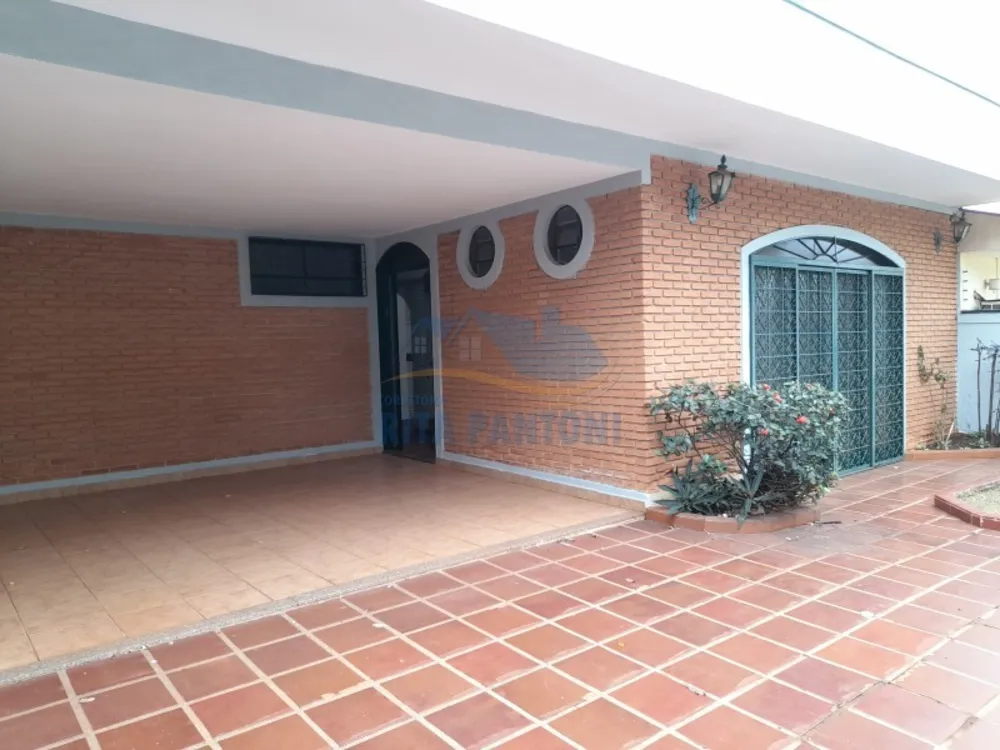 Casa, 3 quartos, 206 m² - Foto 1