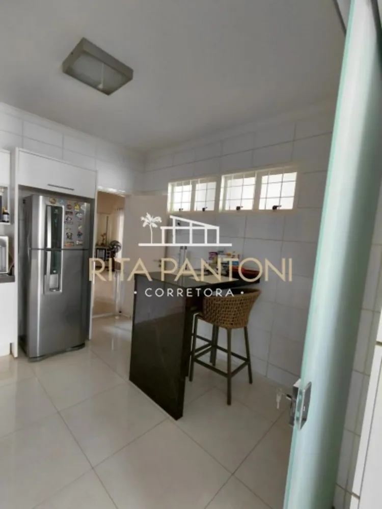 Casa, 3 quartos, 240 m² - Foto 7