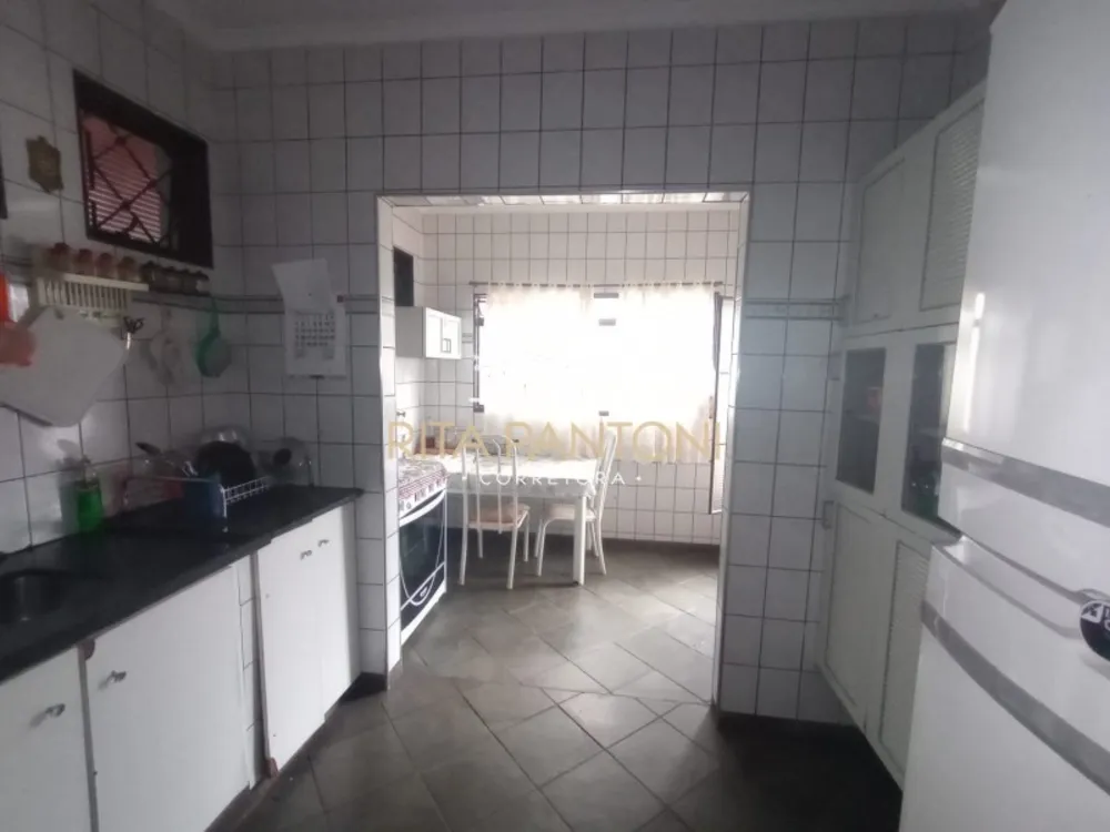 Casa, 4 quartos, 210 m² - Foto 3