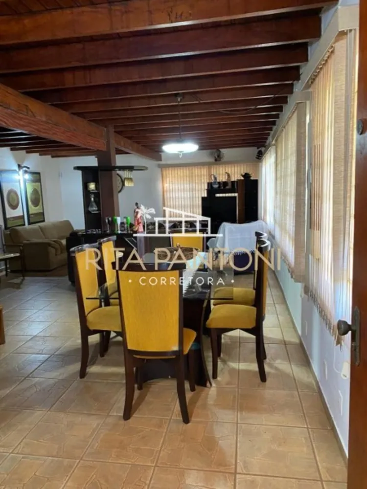 Chácara, 6 quartos, 1849 m² - Foto 1