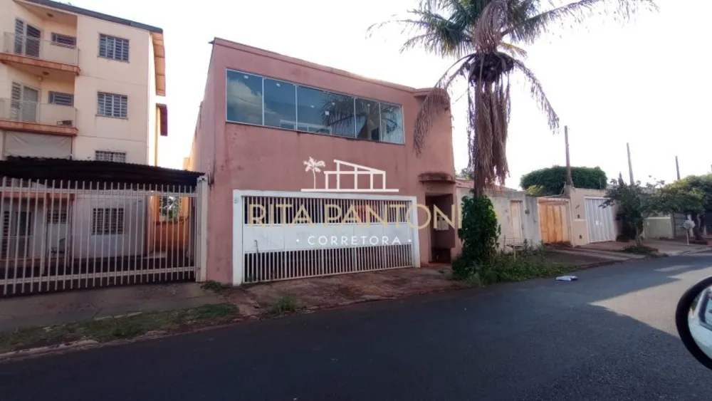 Sobrado, 3 quartos, 262 m² - Foto 1
