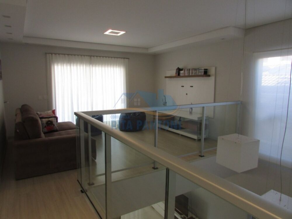 Casa de Condomínio à venda com 3 quartos, 330m² - Foto 4