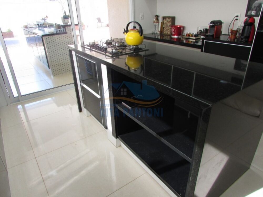 Casa de Condomínio à venda com 3 quartos, 330m² - Foto 3