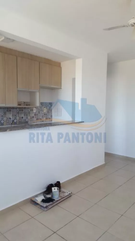 Apartamento à venda com 2 quartos, 47m² - Foto 4