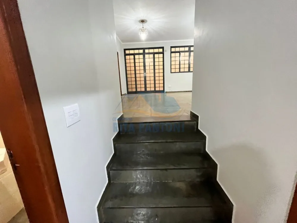 Casa, 5 quartos, 264 m² - Foto 1