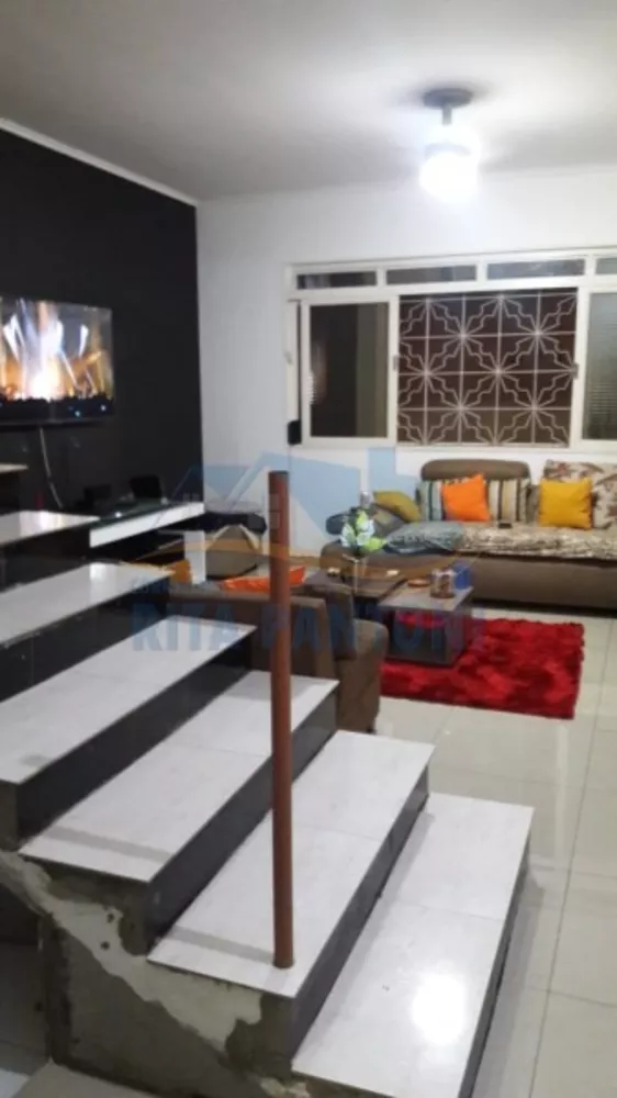 Sobrado à venda com 3 quartos, 203m² - Foto 4