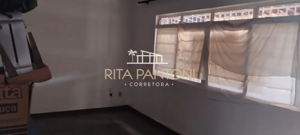 Casa, 3 quartos, 196 m² - Foto 1