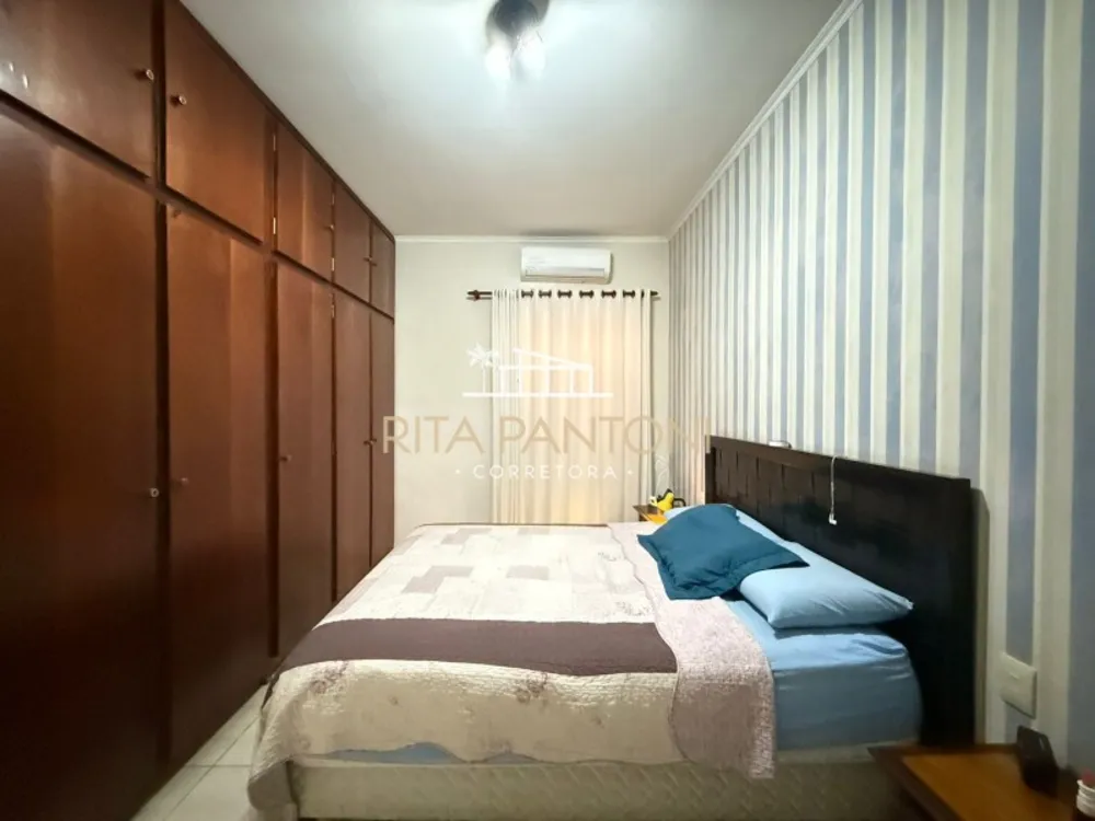 Casa, 3 quartos, 257 m² - Foto 2