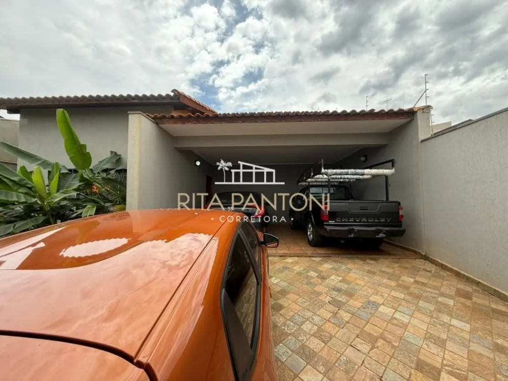 Casa, 3 quartos, 223 m² - Foto 2