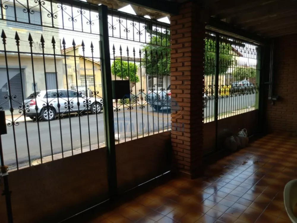 Casa à venda com 4 quartos, 167m² - Foto 3