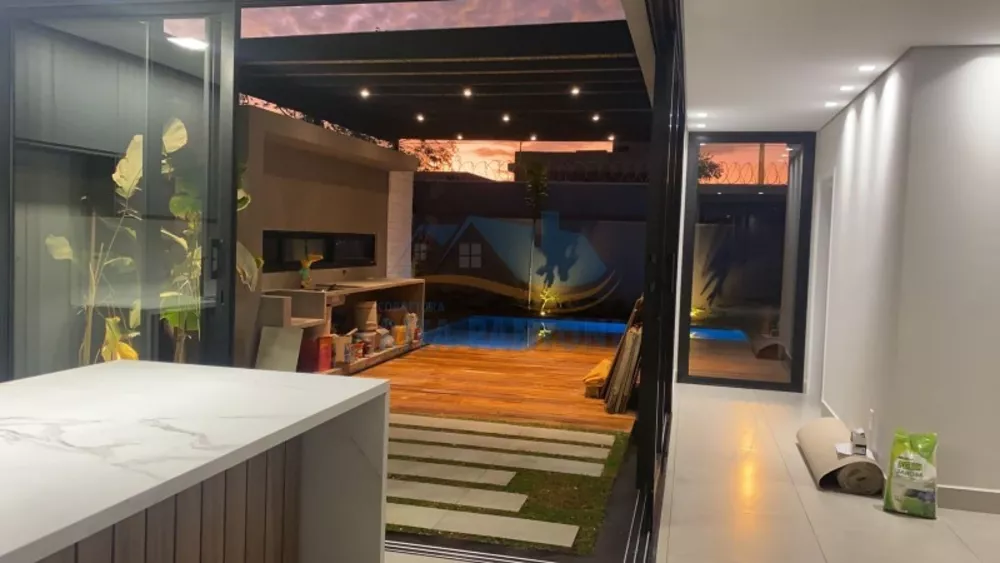 Casa de Condomínio à venda com 4 quartos, 278m² - Foto 4