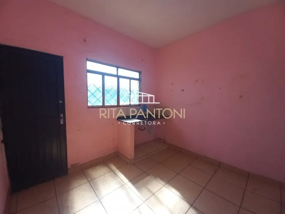 Casa, 3 quartos, 258 m² - Foto 1