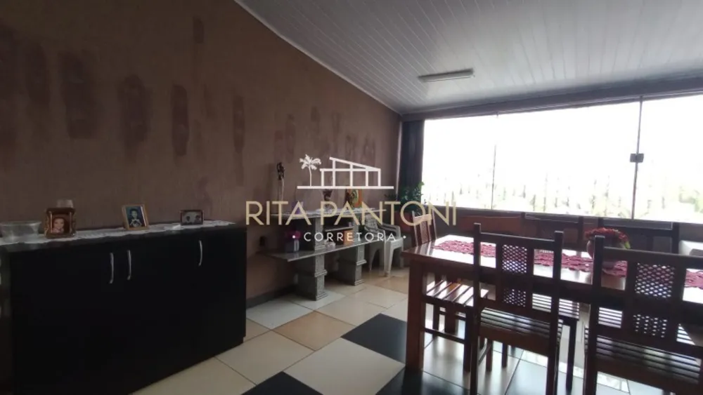 Casa, 3 quartos, 256 m² - Foto 1