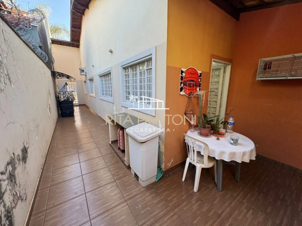 Casa, 3 quartos, 197 m² - Foto 2