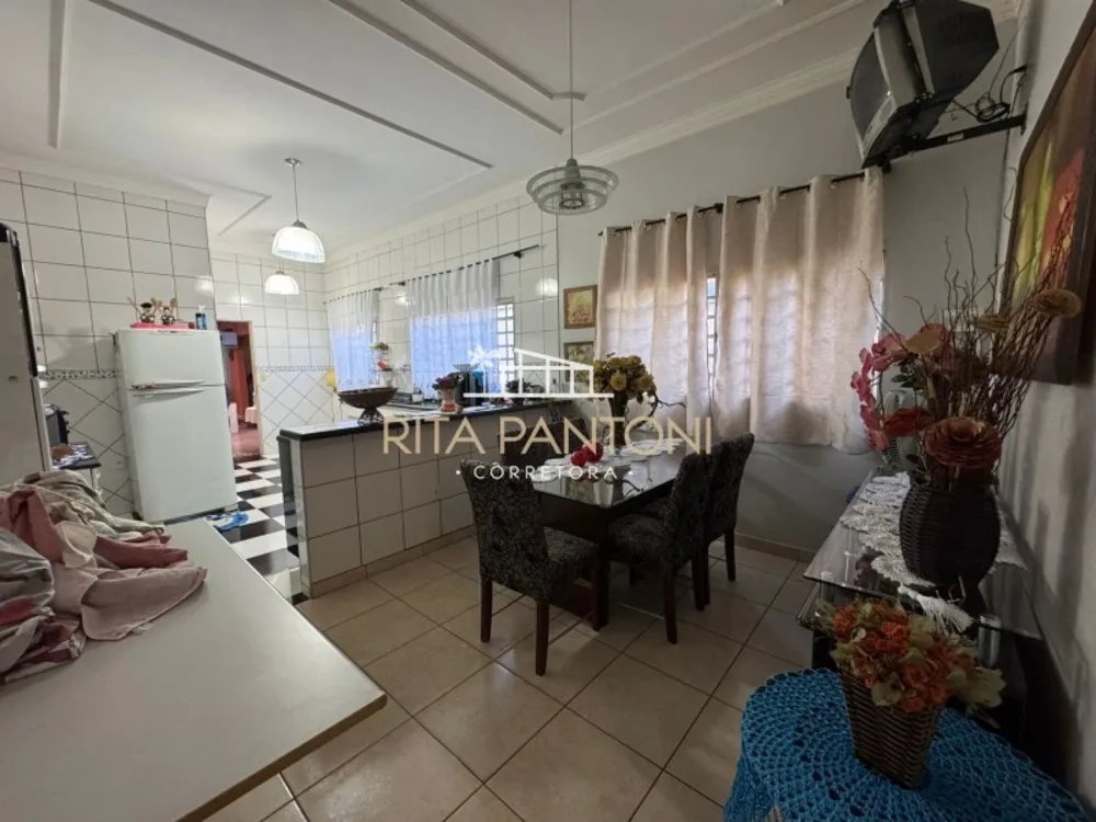 Casa, 3 quartos, 197 m² - Foto 4