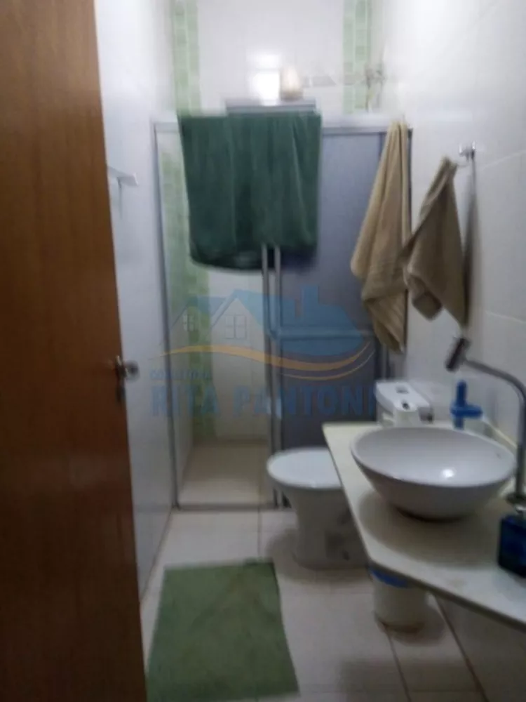 Apartamento à venda com 2 quartos, 60m² - Foto 2