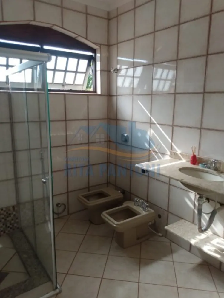Casa, 4 quartos, 247 m² - Foto 1