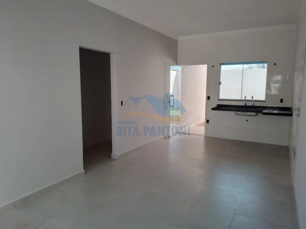 Casa, 3 quartos, 73 m² - Foto 1