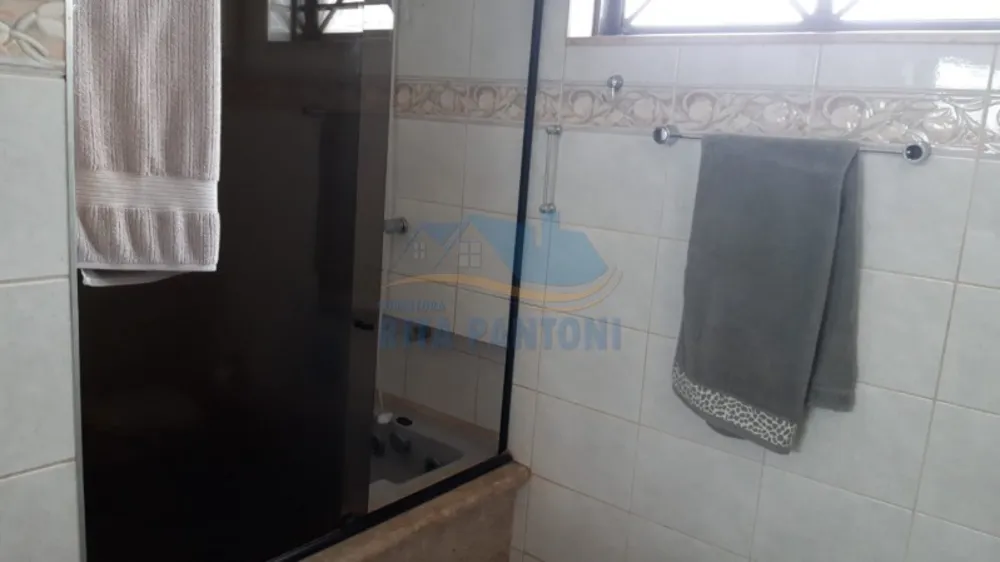 Casa, 3 quartos, 245 m² - Foto 1