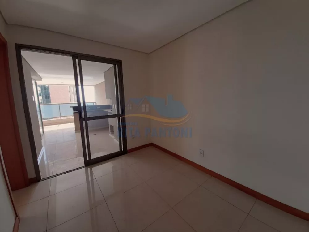 Apartamento à venda com 3 quartos, 195m² - Foto 4