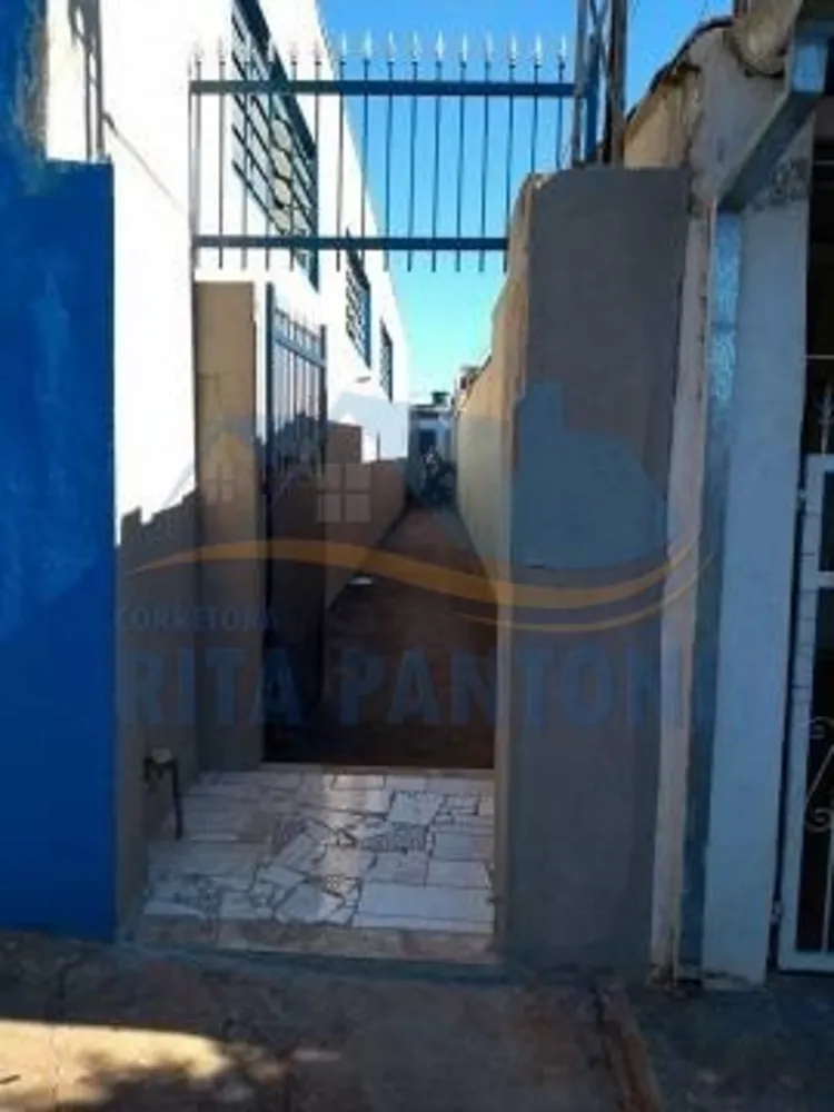 Casa, 3 quartos, 282 m² - Foto 2