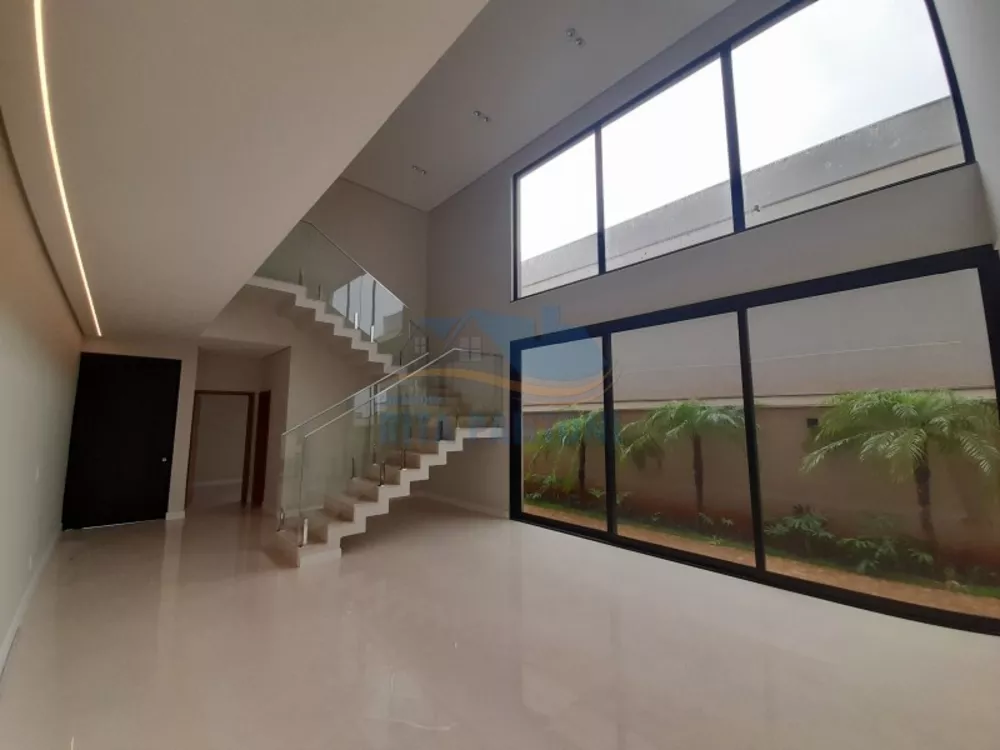 Casa de Condomínio à venda com 4 quartos, 350m² - Foto 3