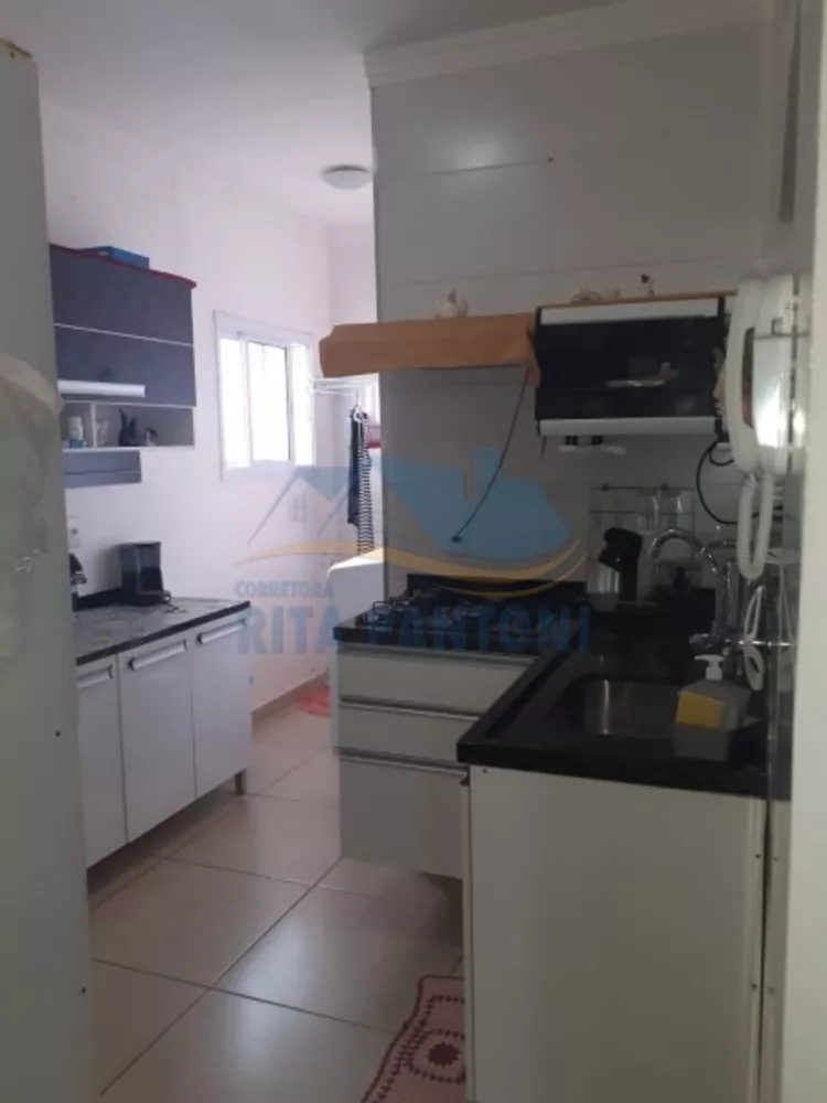 Apartamento à venda com 2 quartos, 64m² - Foto 4