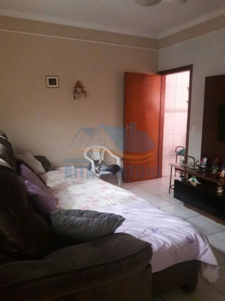 Casa, 3 quartos, 103 m² - Foto 1