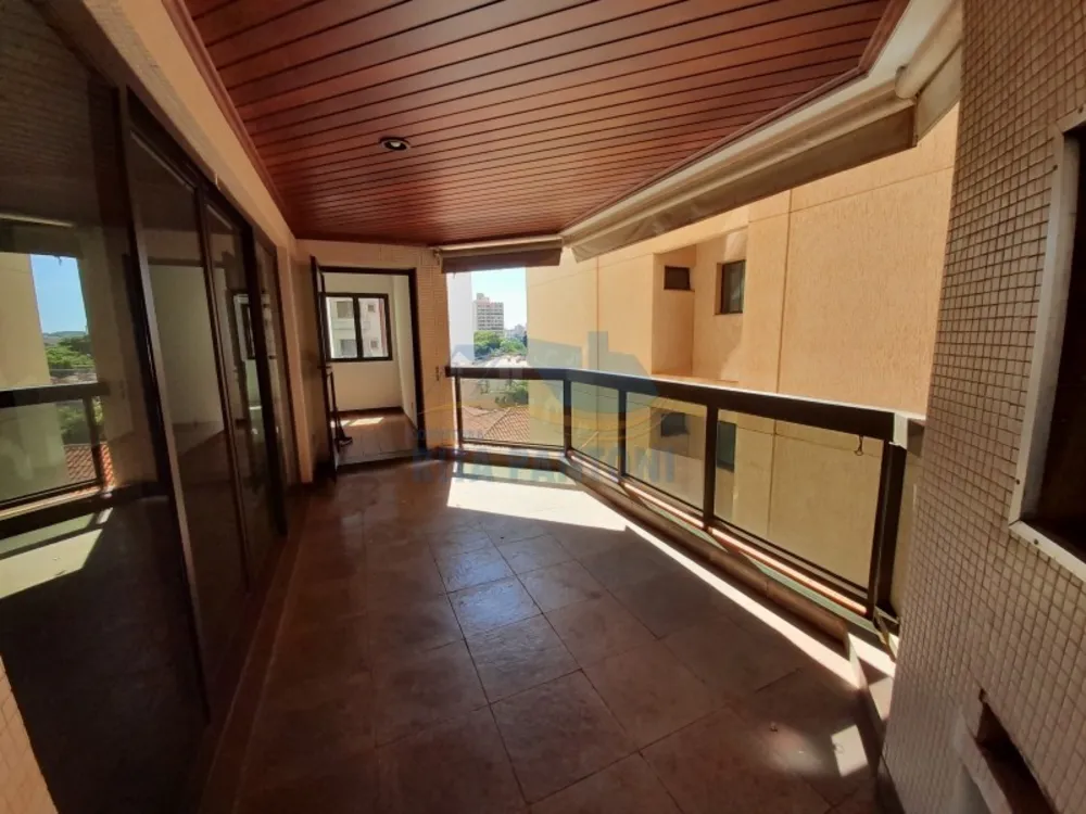 Apartamento, 3 quartos, 205 m² - Foto 2