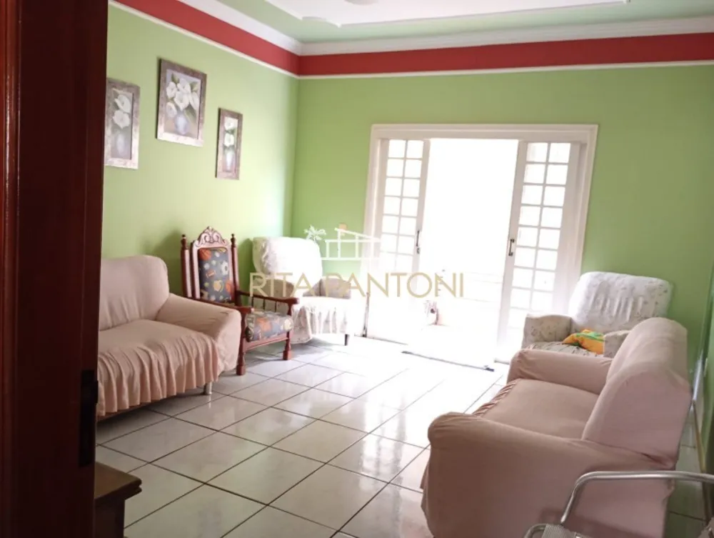 Casa, 3 quartos, 280 m² - Foto 2