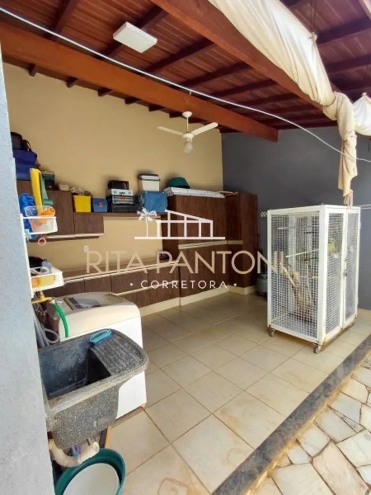 Casa, 4 quartos, 195 m² - Foto 2